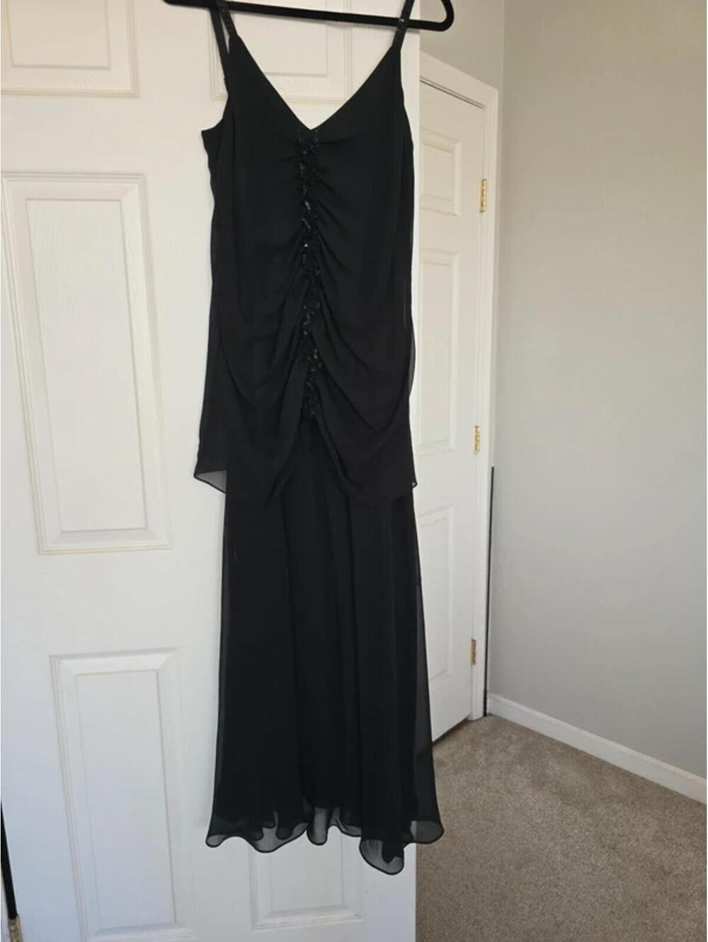 Formal dress flowy bottom,  gathered front great for dancing
